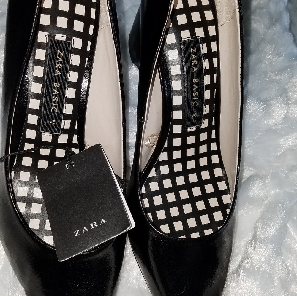 Zara Basic Black Shoe With Chunky Block Heels